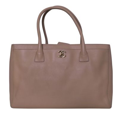 Executive Cerf Tote, front view